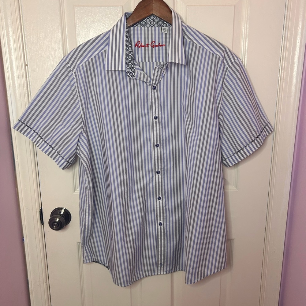 Robert Graham Men's Large Classic Striped Short Sleeve Button Front Shirt Party